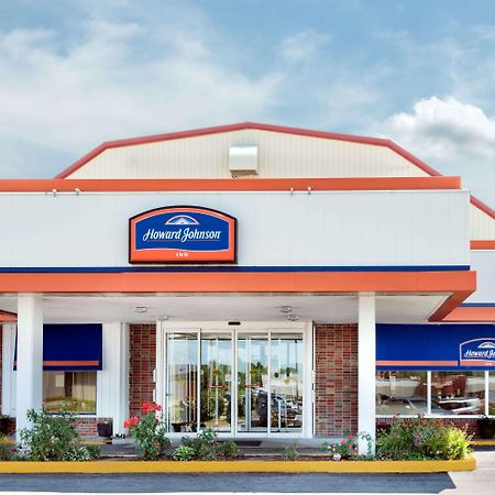 Howard Johnson By Wyndham Burlington Ngoại thất bức ảnh